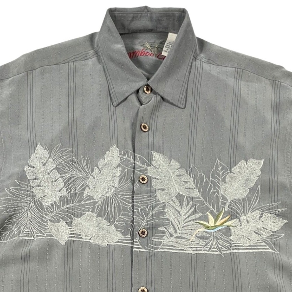 Bamboo Cay Shirt Mens M Gray Bird of Paradise Embroidered Short Sleeve Tropical